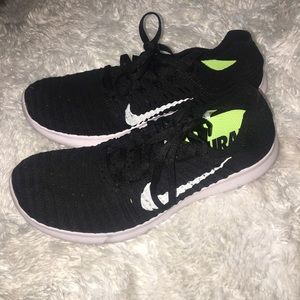 Nike Shoes - Nike Free Flyknit Nike Shoes - Nike Free Flyknit